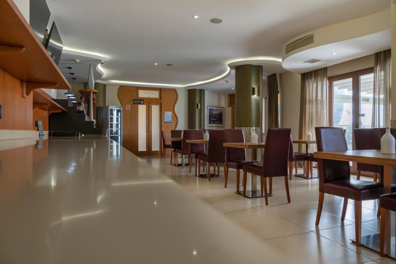 לאגו פטרייה Hotel Agora Sure Hotel Collection By Best Western מראה חיצוני תמונה