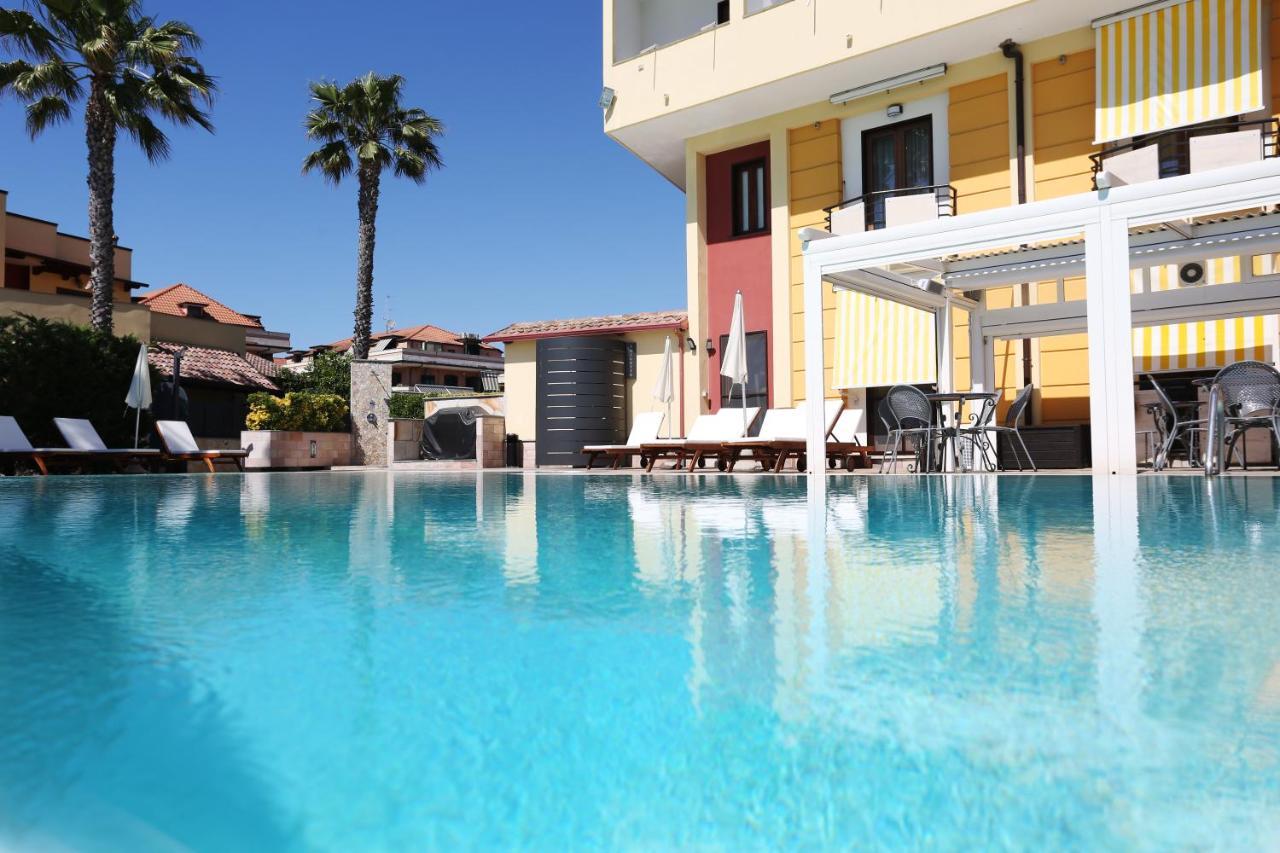 לאגו פטרייה Hotel Agora Sure Hotel Collection By Best Western מראה חיצוני תמונה