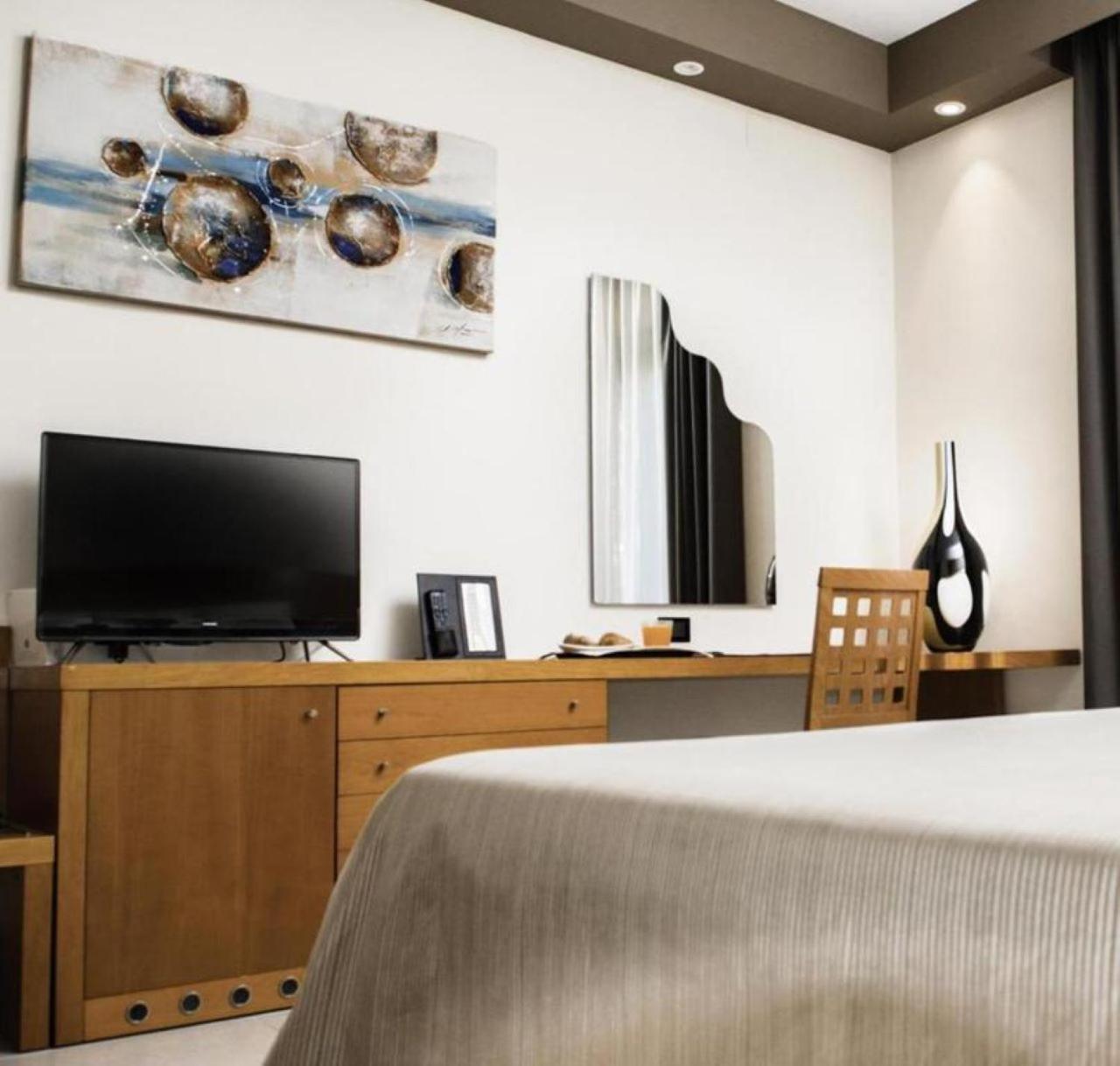 לאגו פטרייה Hotel Agora Sure Hotel Collection By Best Western מראה חיצוני תמונה