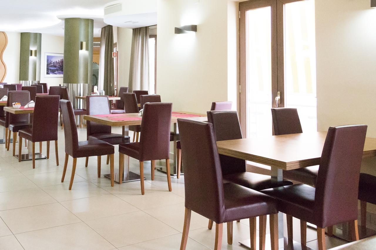 לאגו פטרייה Hotel Agora Sure Hotel Collection By Best Western מראה חיצוני תמונה